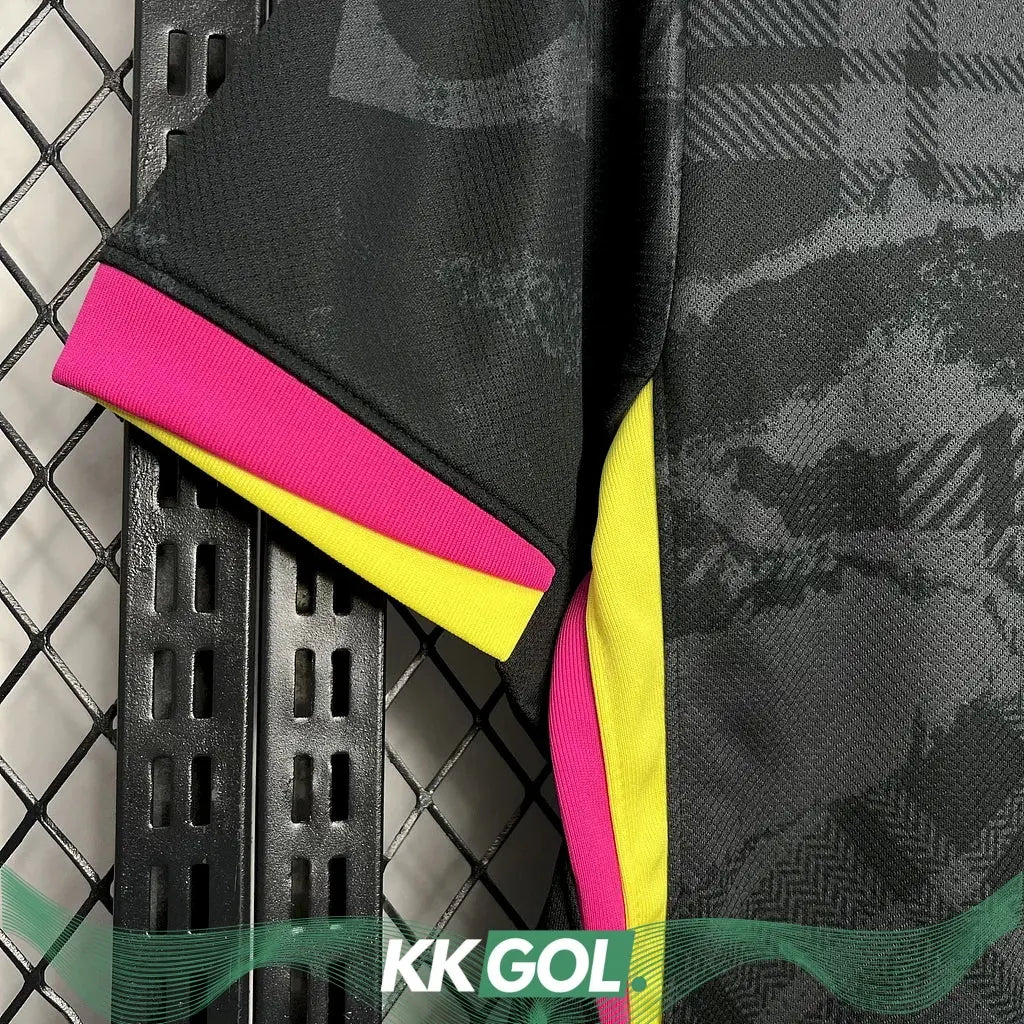 Maillot Chelsea Third "Noir, rose" 2024/2025 YamaKits Foot