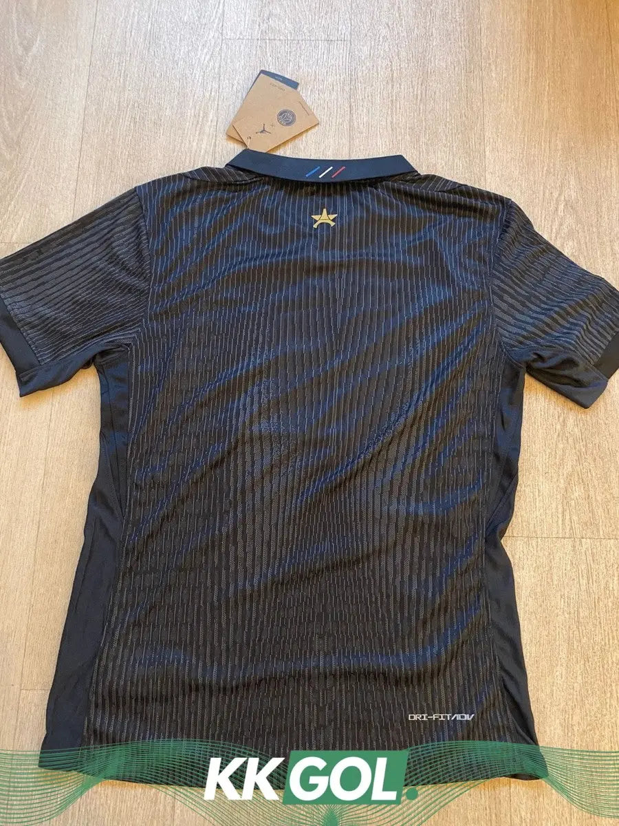 Maillot Paris SG Fourth Jordan noir « avec étoile » 2025/2026 Yamakits