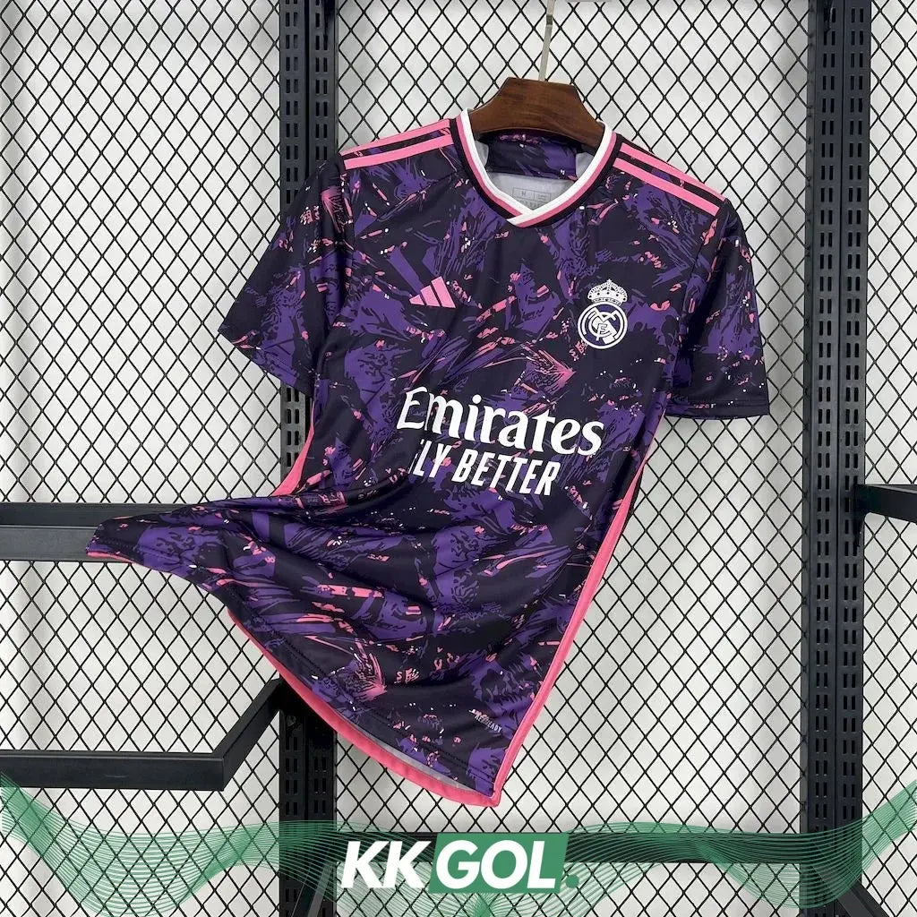 Maillot Real Madrid concept "Rose" 2024/2025 Yamakits